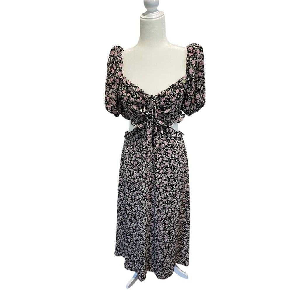 ASTR The Label Black Lilac Ditsy Midi Dress Sz M Cutout Puff Sleeve Smocked Back